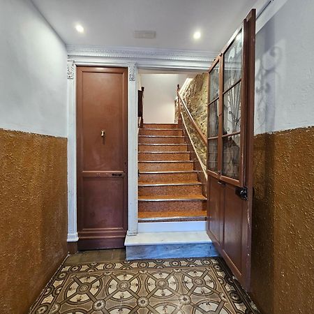 Apartamentos En El Centro - Plaza De Amboage - Wifi Ferrol Bagian luar foto