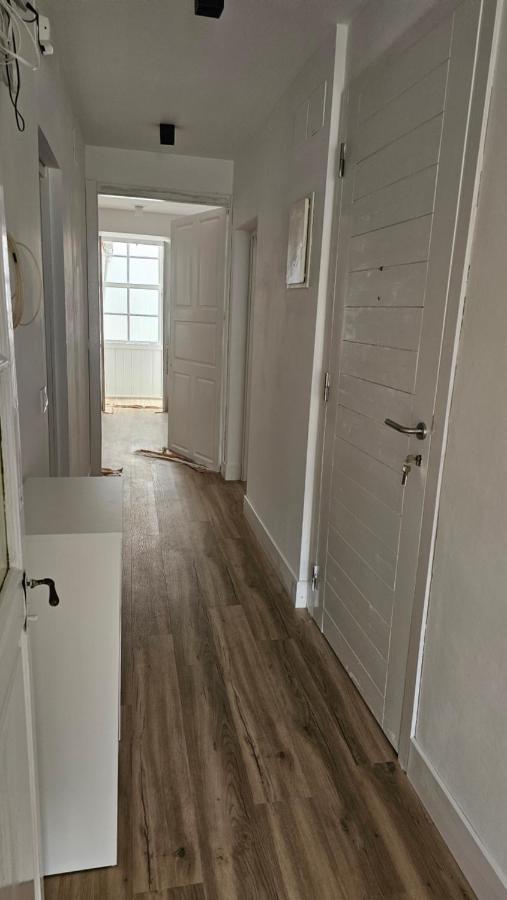 Apartamentos En El Centro - Plaza De Amboage - Wifi Ferrol Bagian luar foto