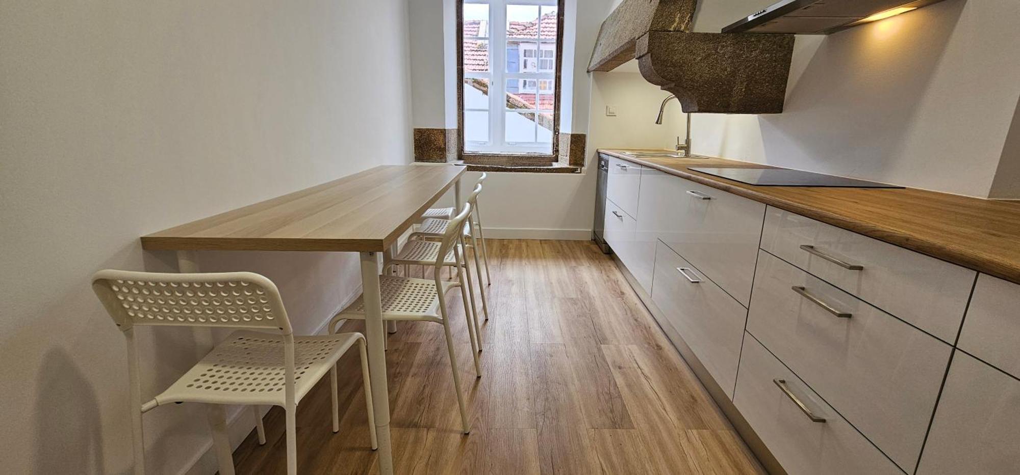 Apartamentos En El Centro - Plaza De Amboage - Wifi Ferrol Bagian luar foto