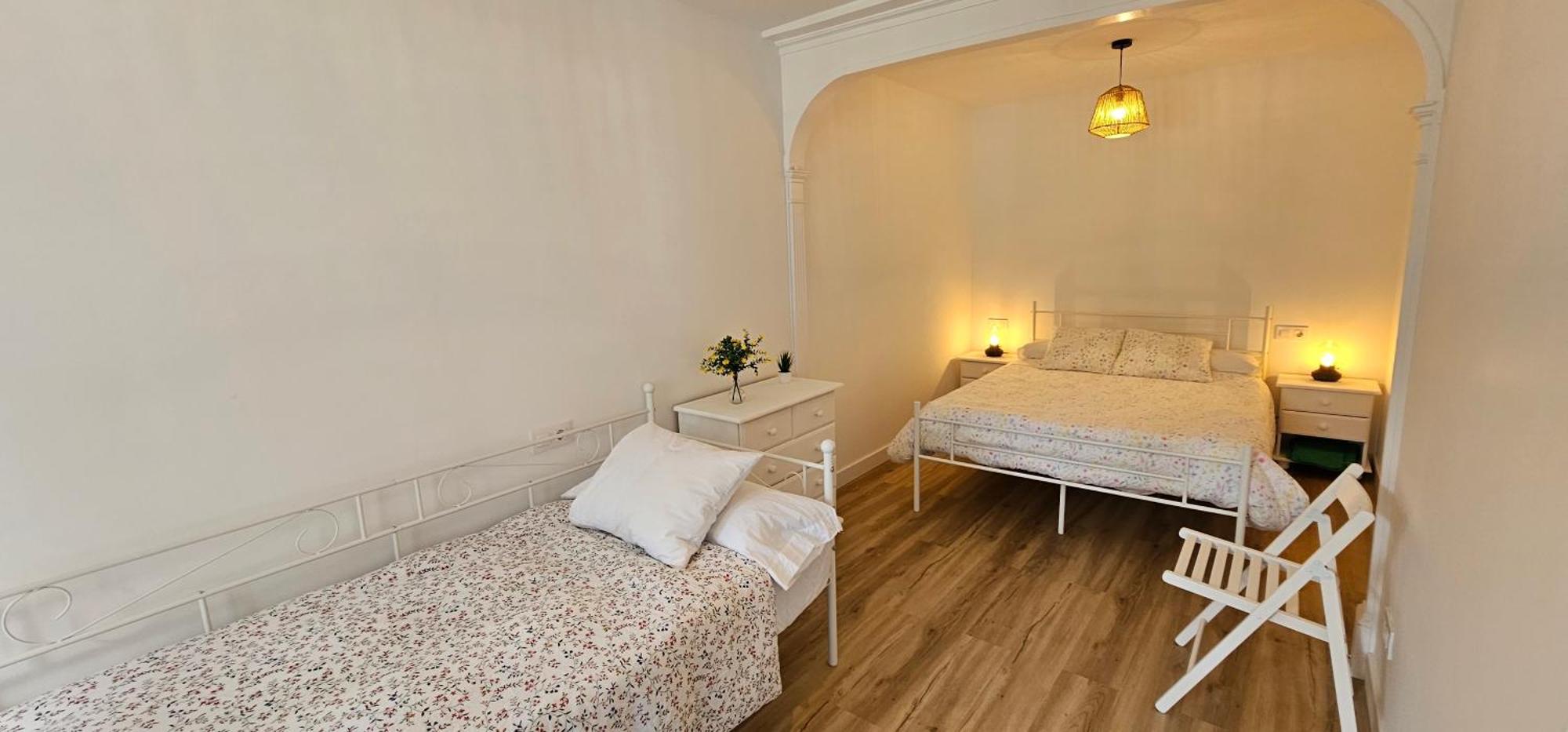 Apartamentos En El Centro - Plaza De Amboage - Wifi Ferrol Bagian luar foto